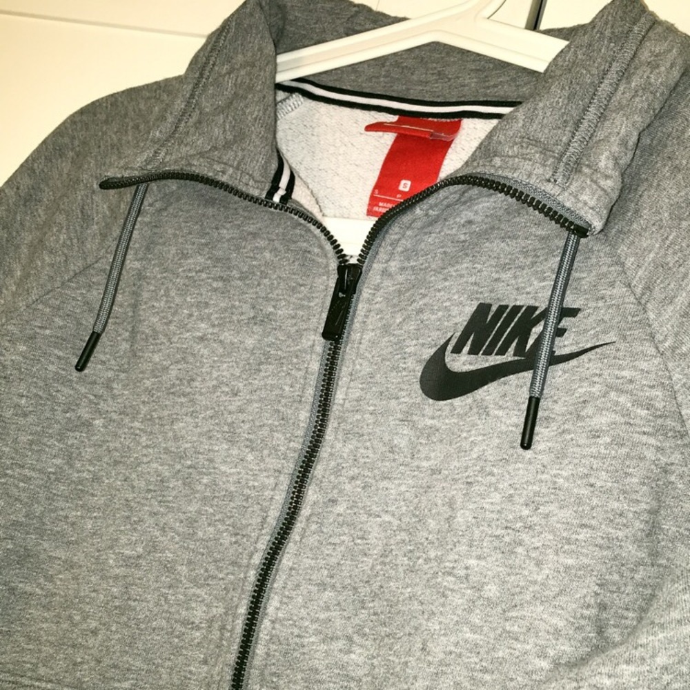 Nike Grey Pullover